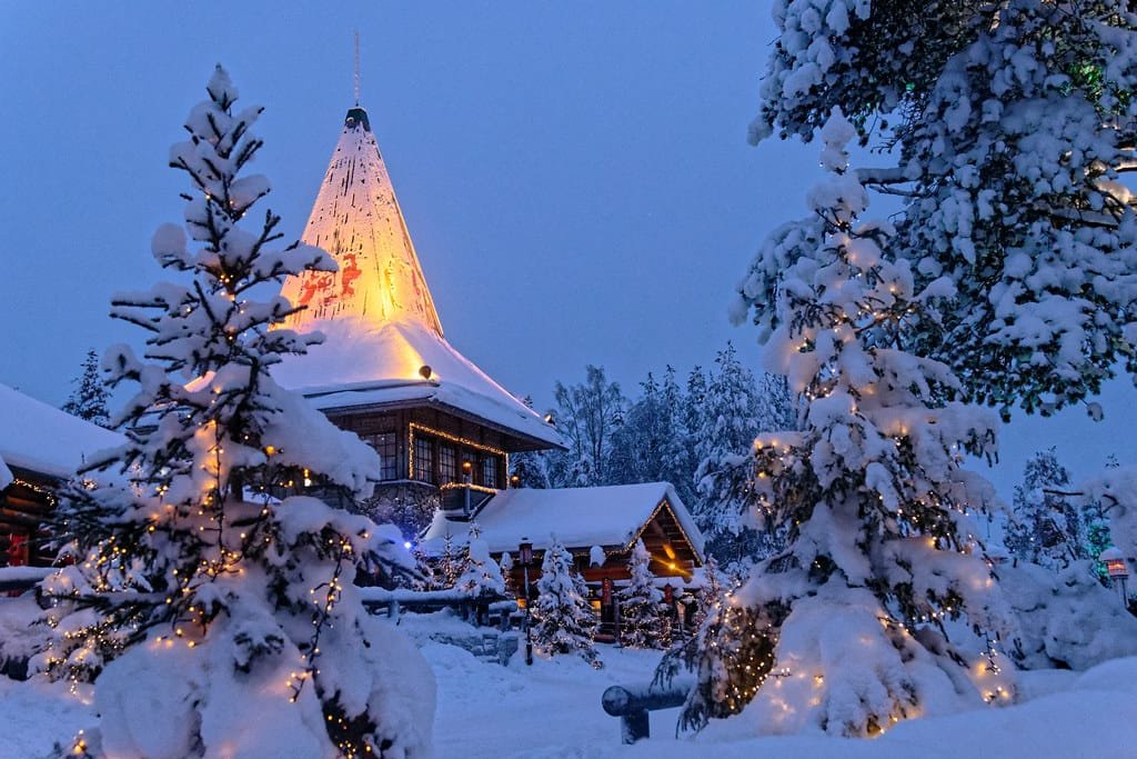 Places to visit in christmas holidays